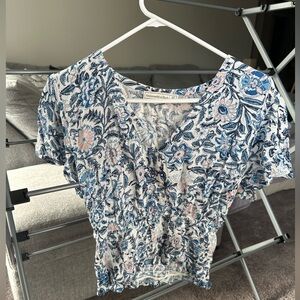 Abercrombie & Fitch Patterned crop top